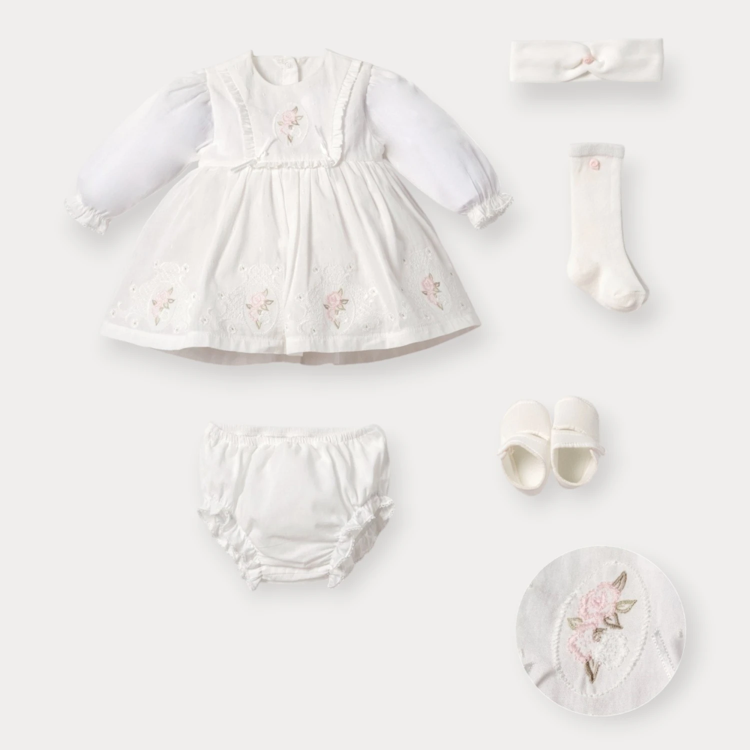 MOON STAR ÇİÇEK NAKIŞLI KIZ SET 3-6 AY (KUTULU)